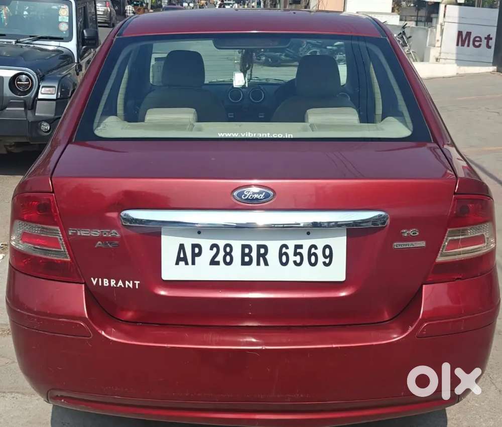 Ford Fiesta 2011 Cng & Hybrids 137765 Km Driven