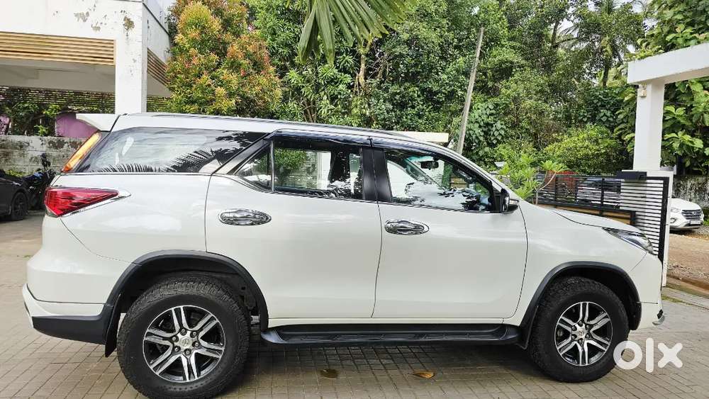 Toyota Fortuner Legender Automatic 2017diesel ഒറിജിനൽ കേരള