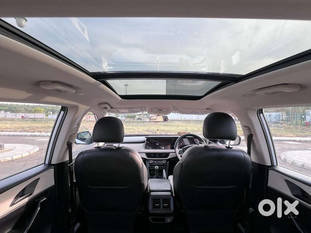 Mahindra Xuv700 2.2 Ax 5 Diesel Mt Str, 2023, Diesel