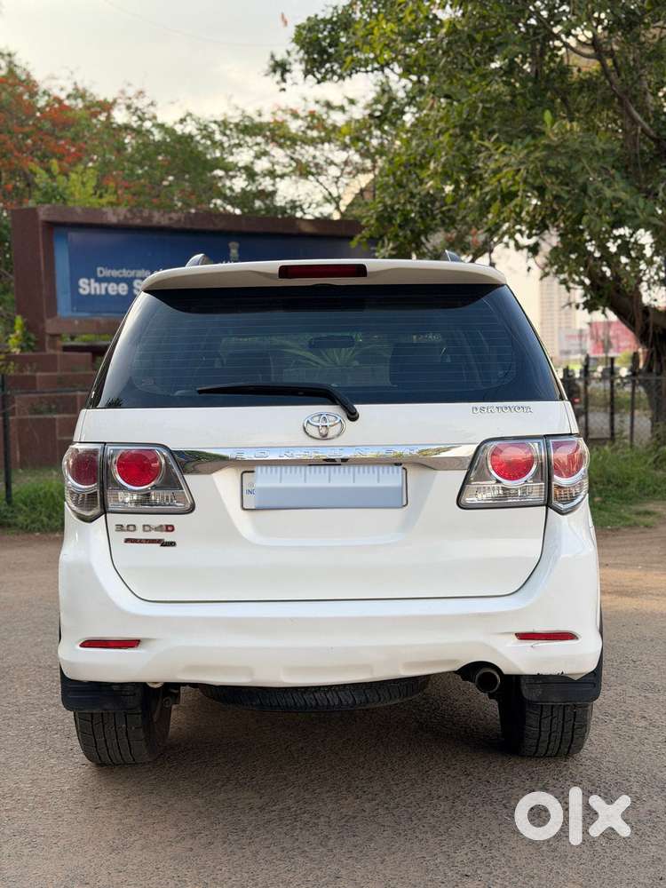Toyota Fortuner 2011-2016 4x4 Mt, 2014, Diesel