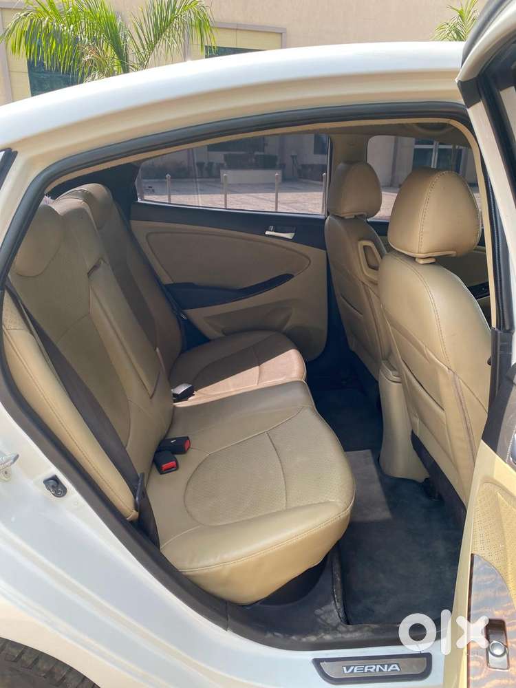 Hyundai Verna Fluidic 1.6 Crdi Sx Opt, 2015