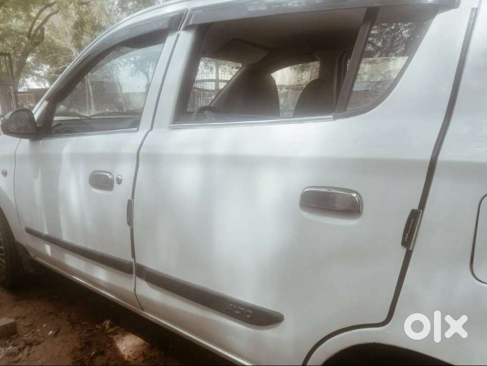 Manul Key And Front Glass Automatic