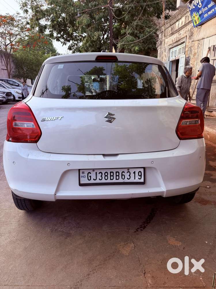 Maruti Suzuki Swift Vxi + Manual, 2020, Petrol