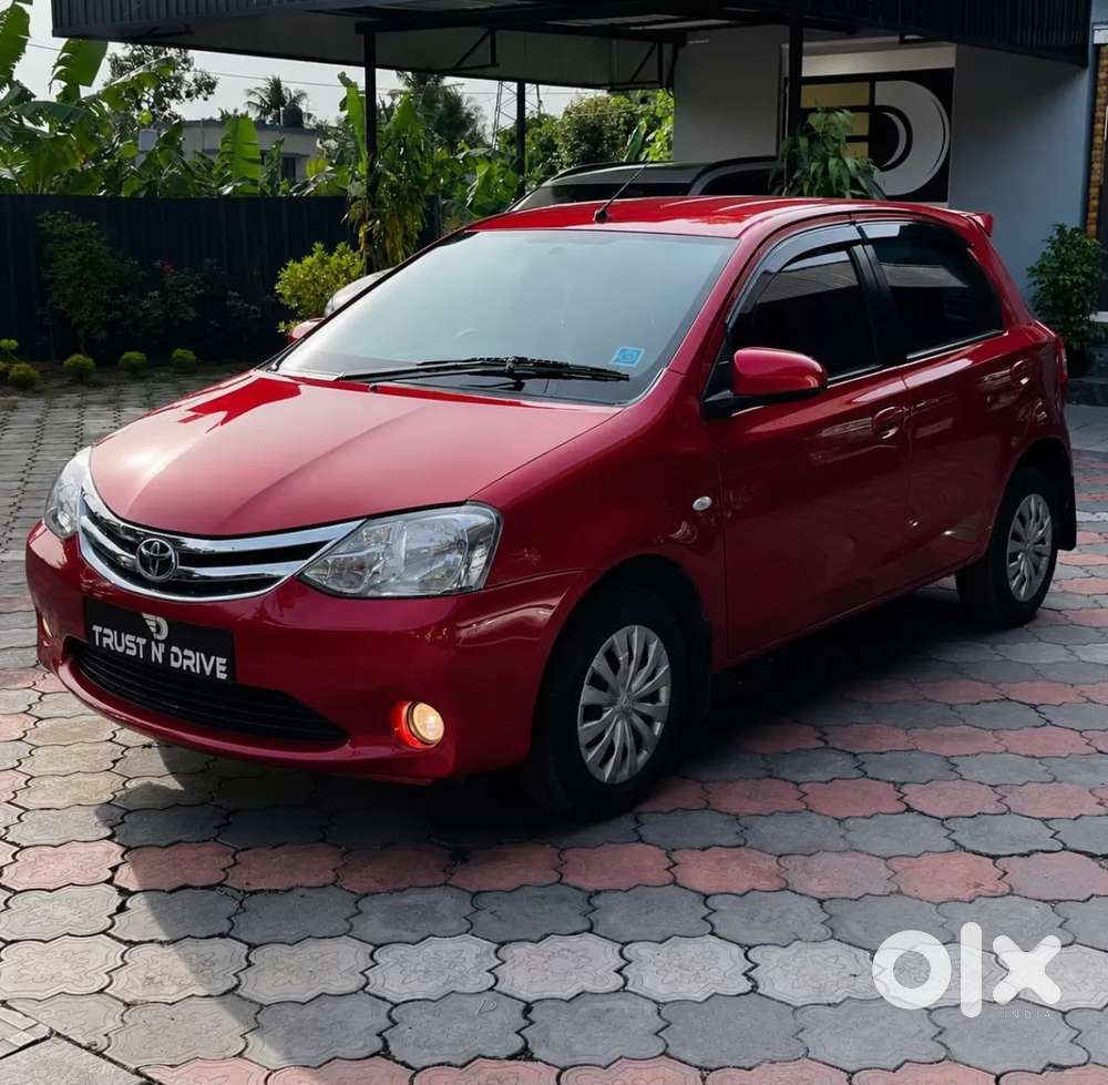 Toyota Etios Liva, 2013, Petrol