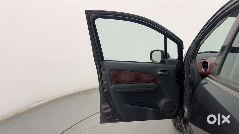 Maruti Suzuki Ritz Zxi Bs-iv, 2013, Petrol