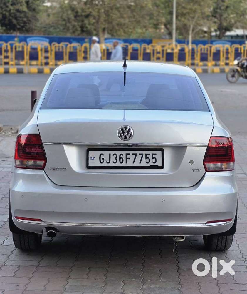 Volkswagen Vento 1.5 Highline Plus At 16 Alloy, 2017, Diesel