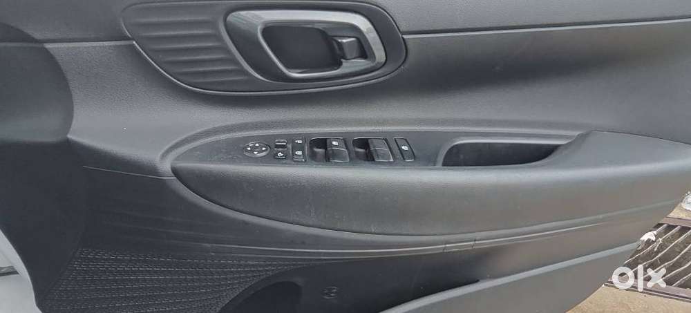 Hyundai I20 Sportz 1.2 Mt, 2023, Petrol