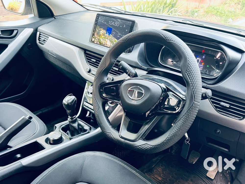 Tata Nexon 1.5 Revotorq Xm (s), 2021, Diesel