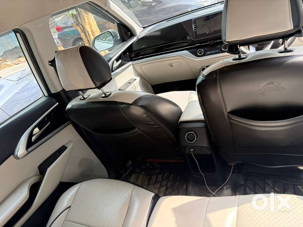 Kia Carens Premium 2023