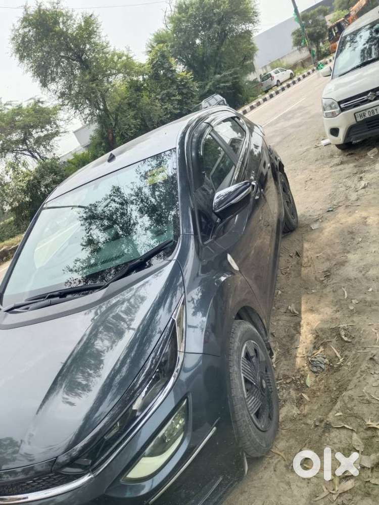 Tata Altroz 1.2 Xe Rhytm Petrol, 2020, Petrol