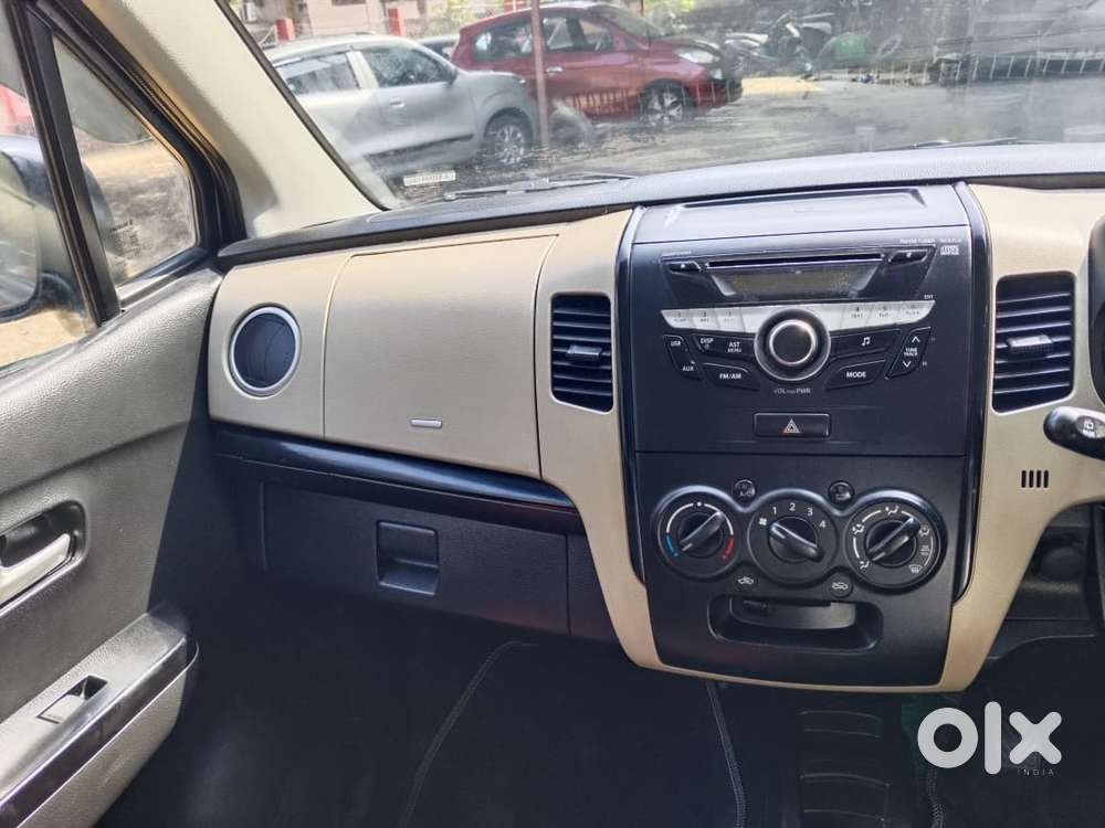 Maruti Suzuki Wagon R 1.2 Vxi, 2017, Petrol