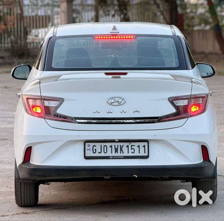 Hyundai Aura 1.2 Sx Cng, 2023, Cng & Hybrids