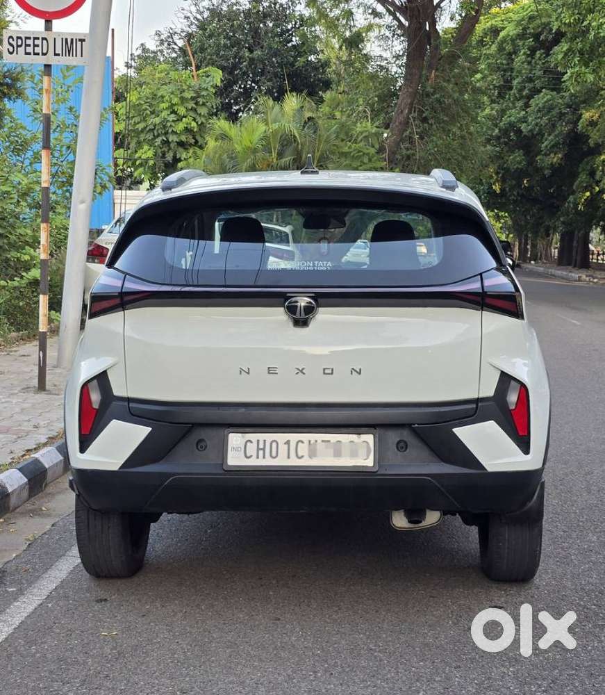 Tata Nexon Pure 1.2 Revotron Petrol 6 Mt, 2024, Petrol