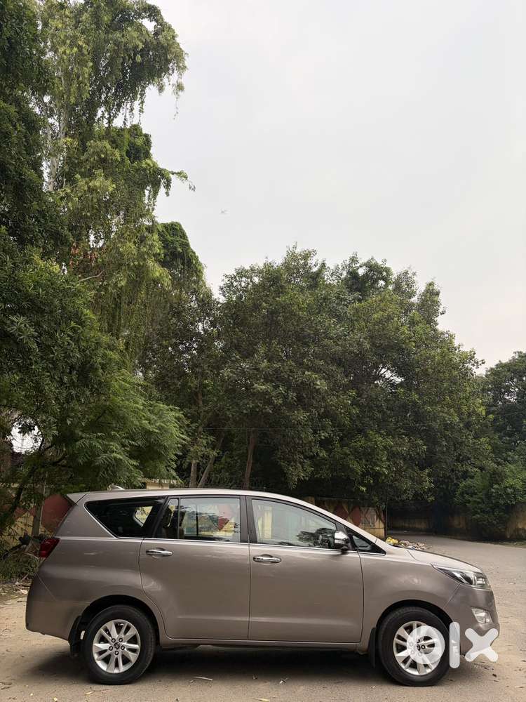 Toyota Innova Crysta 2.8 Zx At, 2017, Diesel