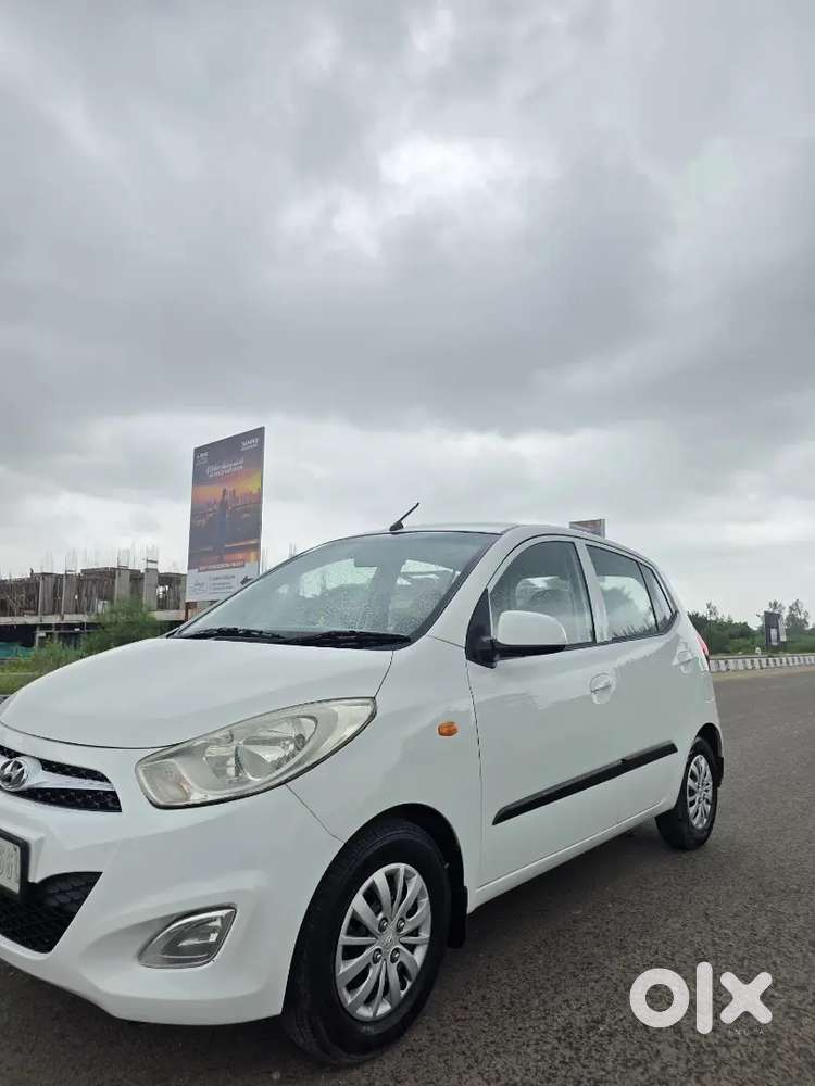 Hyundai I10 Sportz 2014 Petrol