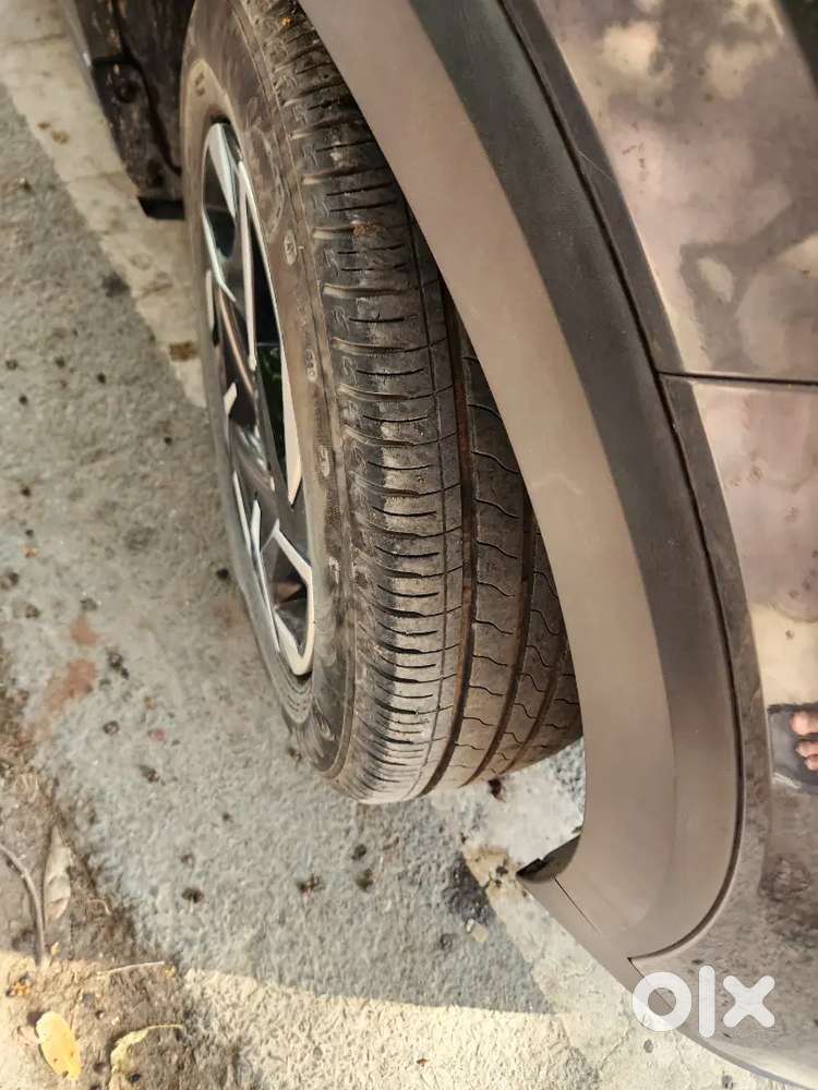 Kia Sonet 2024 Petrol 21945 Km Driven