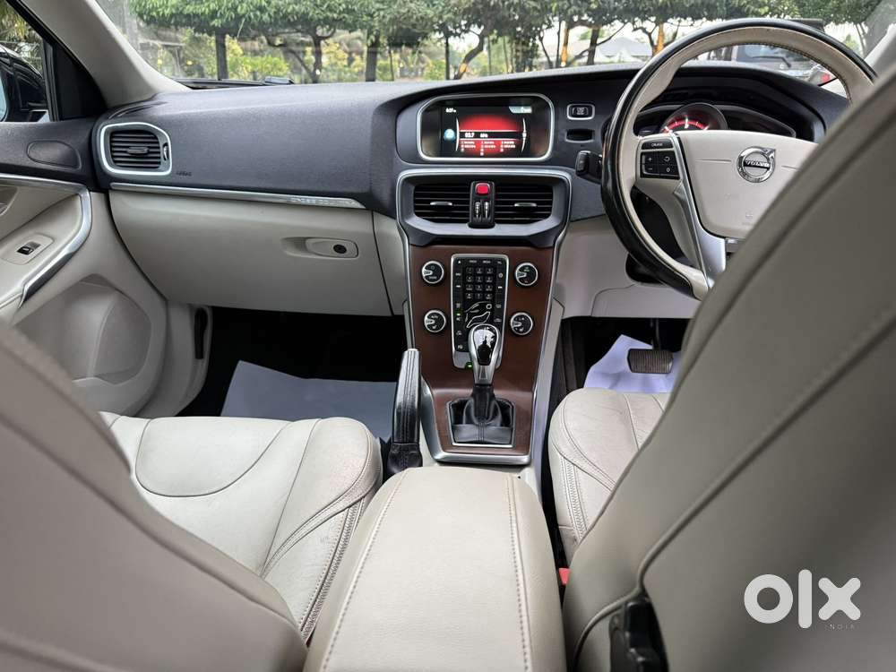 Volvo V40 D3 R Design, 2017, Diesel
