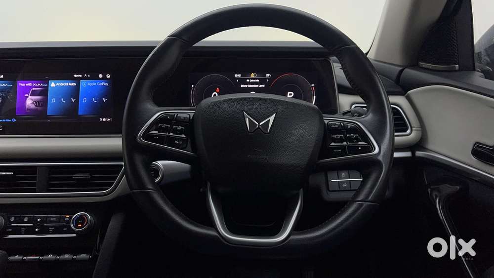 Mahindra Xuv700 2.2 Ax 7 Diesel At Luxury Pack Str, 2022, Diesel