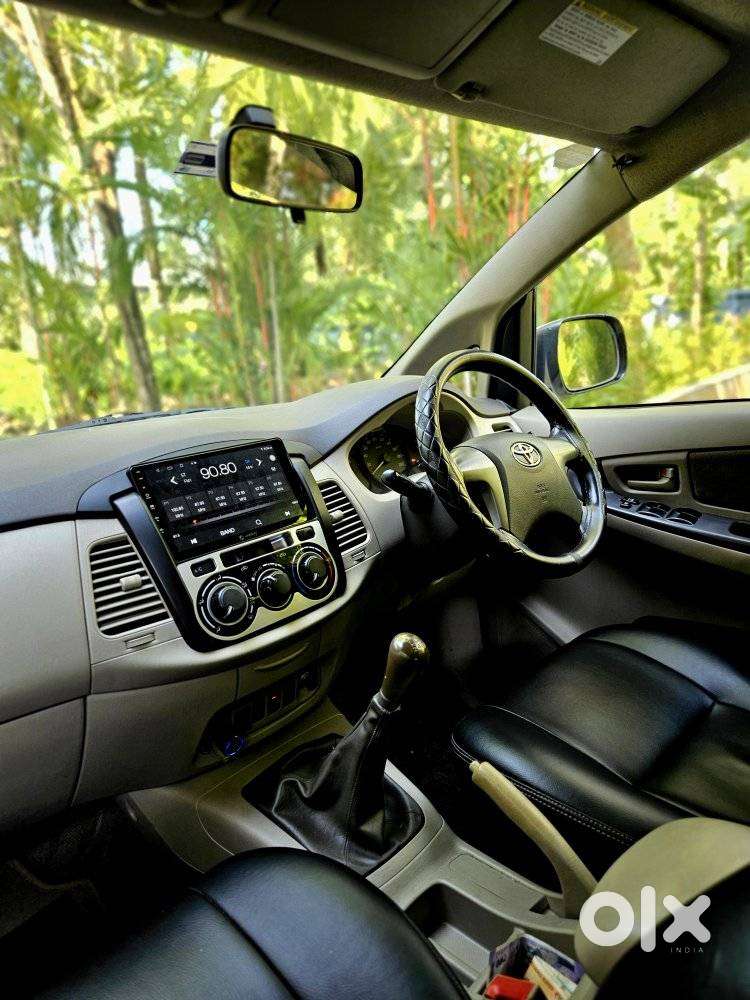 Toyota Innova 2.5 G (diesel) 7 Seater Bs Iv, 2013, Diesel