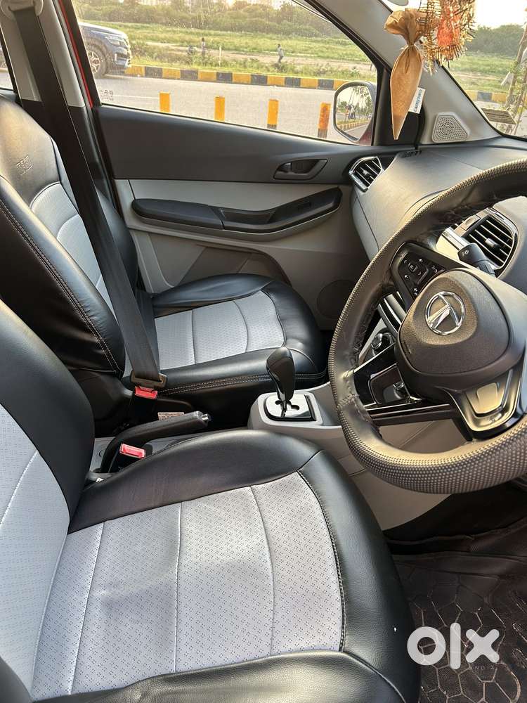 Tata Tiago 1.2 Revotron Xza, 2023, Petrol