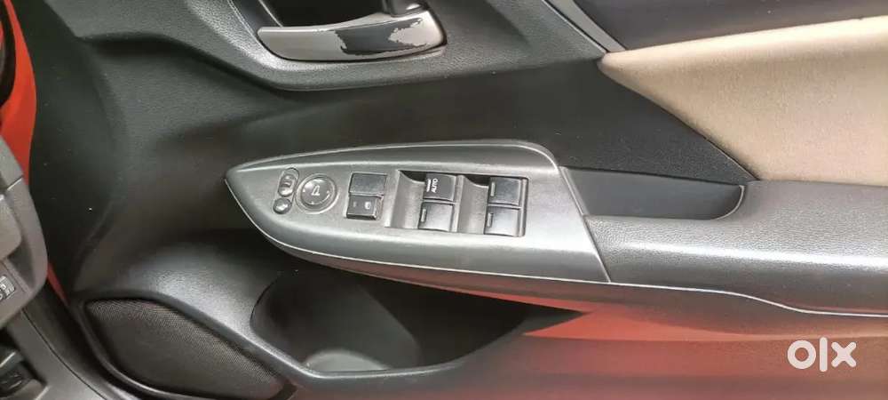Honda Jazz 2016 Petrol Good Condition 75,605km Driven