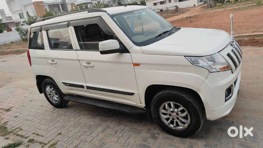 Mahindra Tuv 300 T8, 2015, Diesel