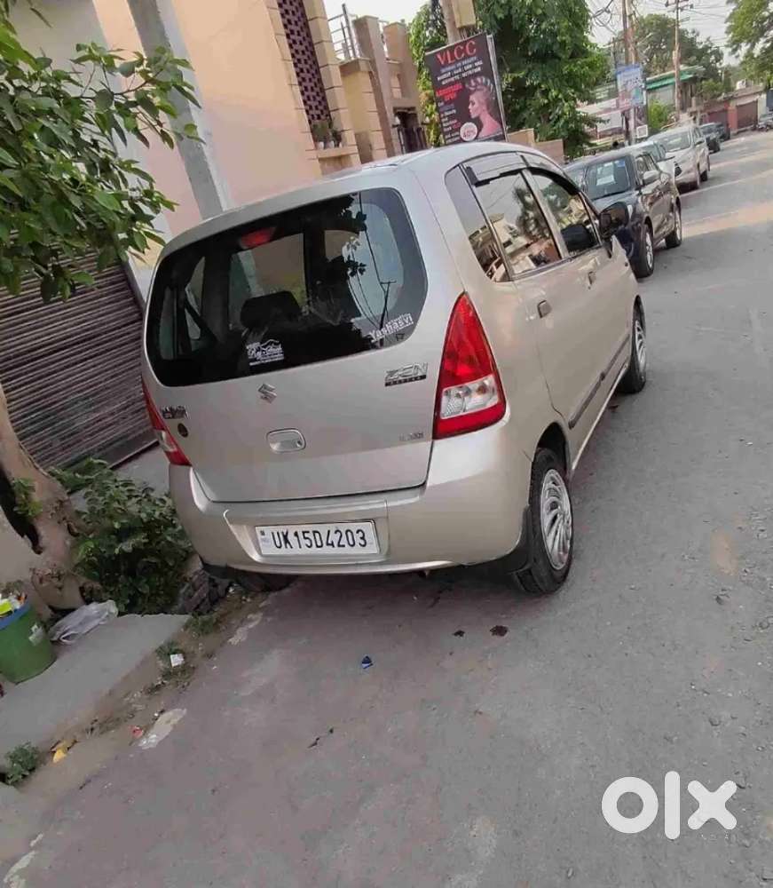 Maruti Suzuki Estilo 2009 Petrol Lxi Bumber To Bumper Orignal. Child A