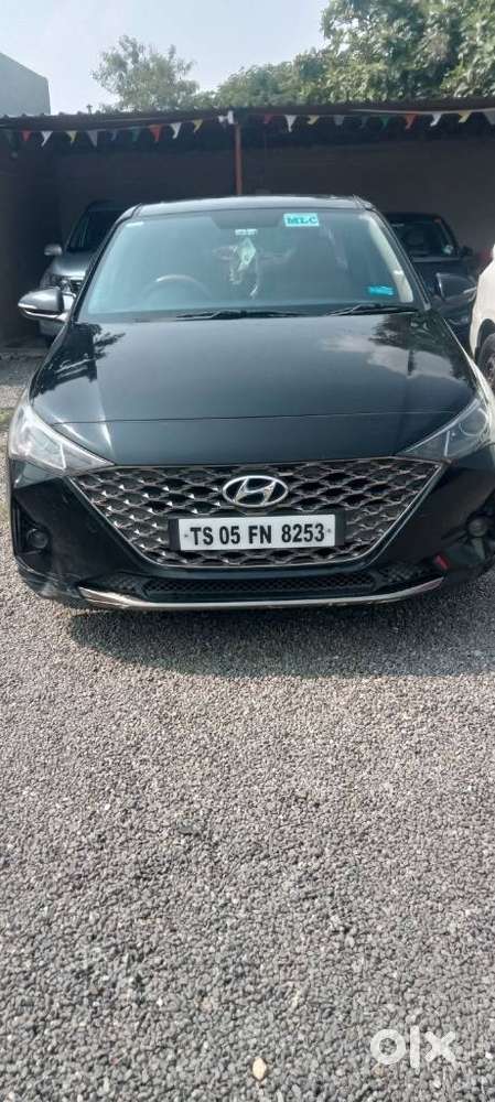 Hyundai Verna 1.5 Sx Petrol Mt, 2022, Petrol