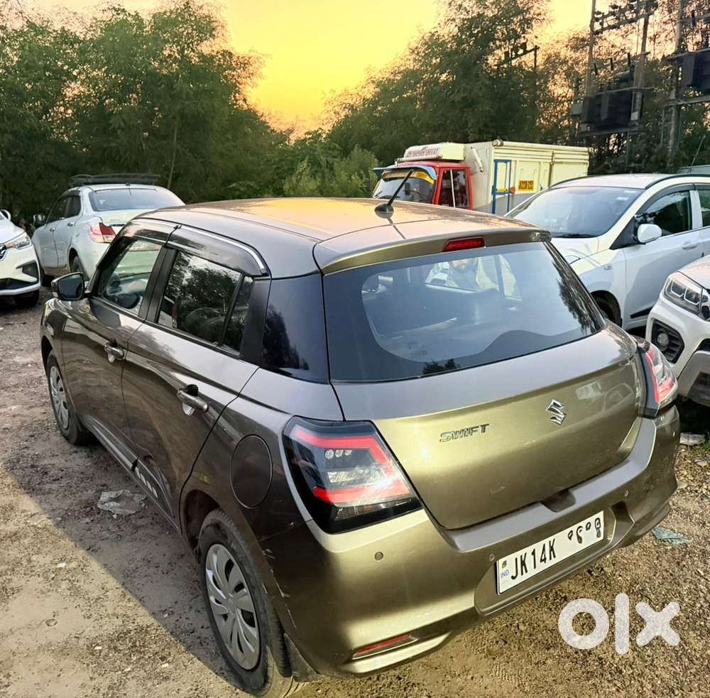 Maruti Suzuki Swift Vxi 2024