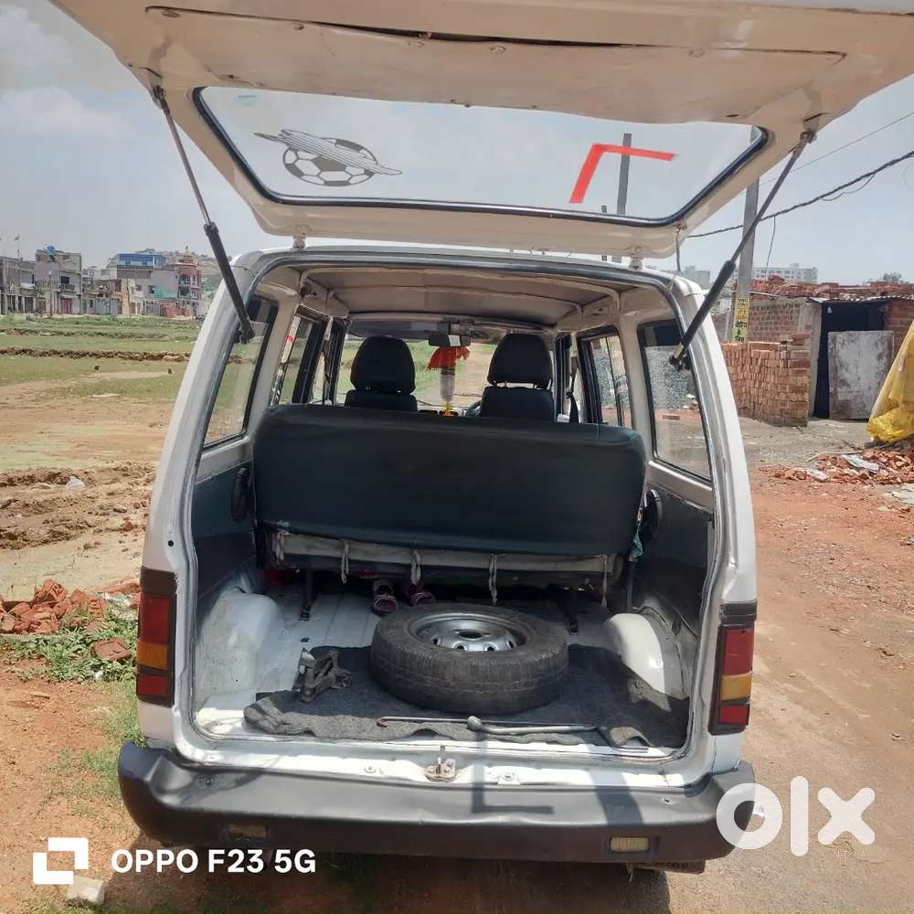 Rs . 170000/- Van Daily Running For School
