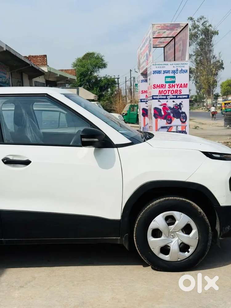 Tata Punch Pure Petrol