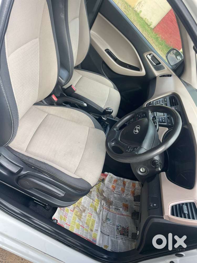 Hyundai Elite I20 Sportz (o) 1.4, 2015, Diesel
