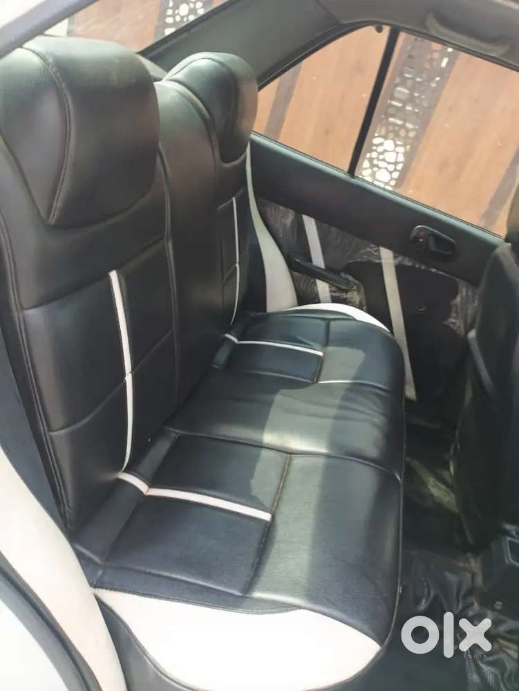 Maruti Suzuki Esteem 2001 Petrol Lx