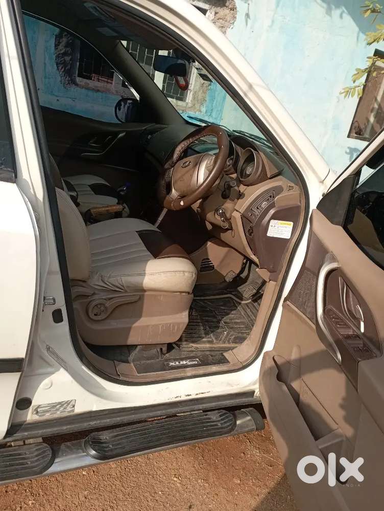 Mahindra Xuv500 Diesel 2012