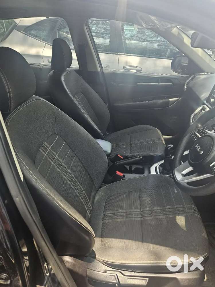 Kia Sonet 2024 Petrol Well Maintained