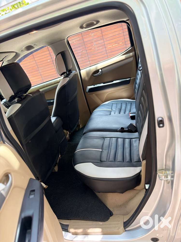 Isuzu V Cross  4x4 2017 Model Second Owner Done 80500 Kms Vcross