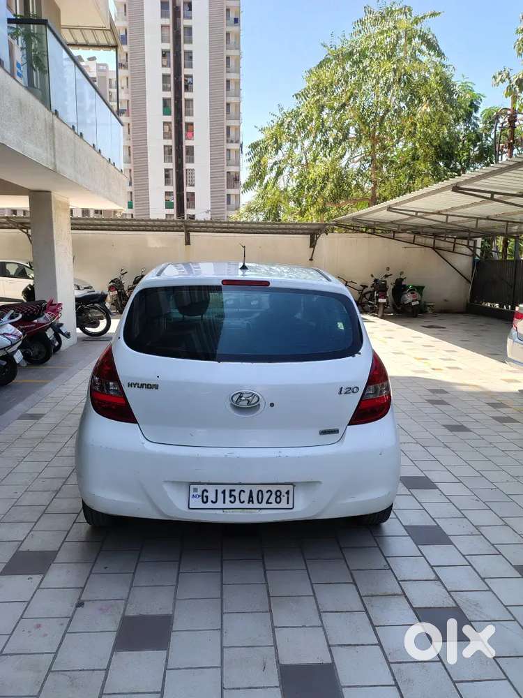 I20 Magna Petrol+cng