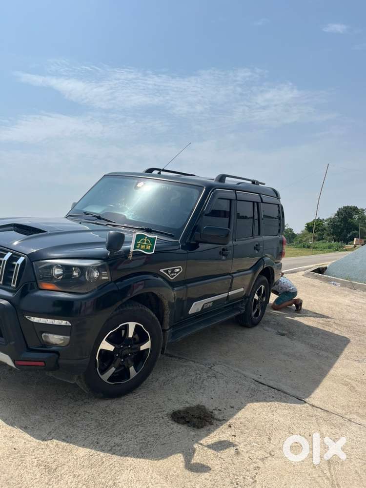 Mahindra Scorpio Diesel 2015