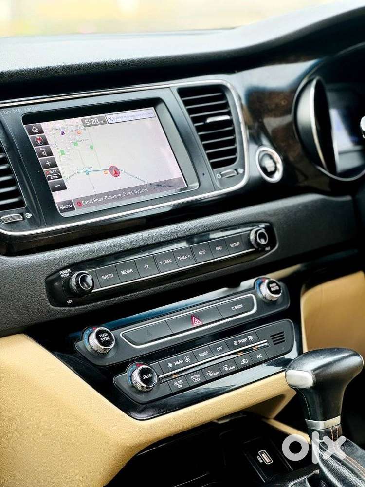 Kia Carnival Limousine Plus 7 Str, 2020, Diesel