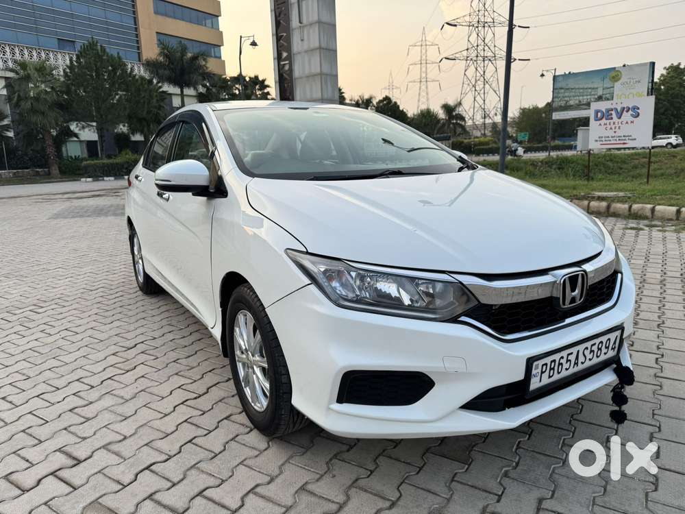 Honda City I-vtec Sv, 2018, Petrol