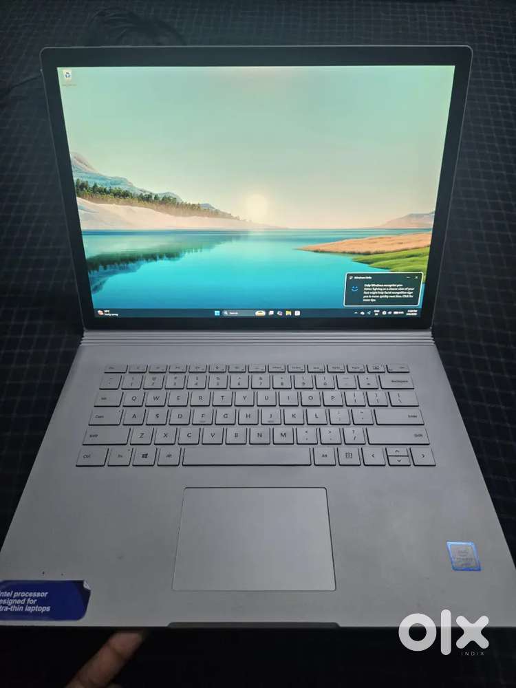 Microsoft surface book 2 15 inch