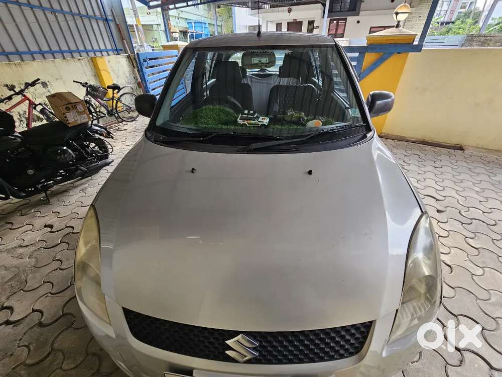 Maruti Suzuki Swift 1.2 2010