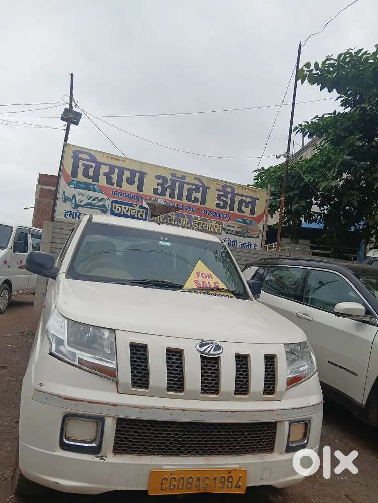 Mahindra Tuv 300 2018 Diesel 100000 Km Driven