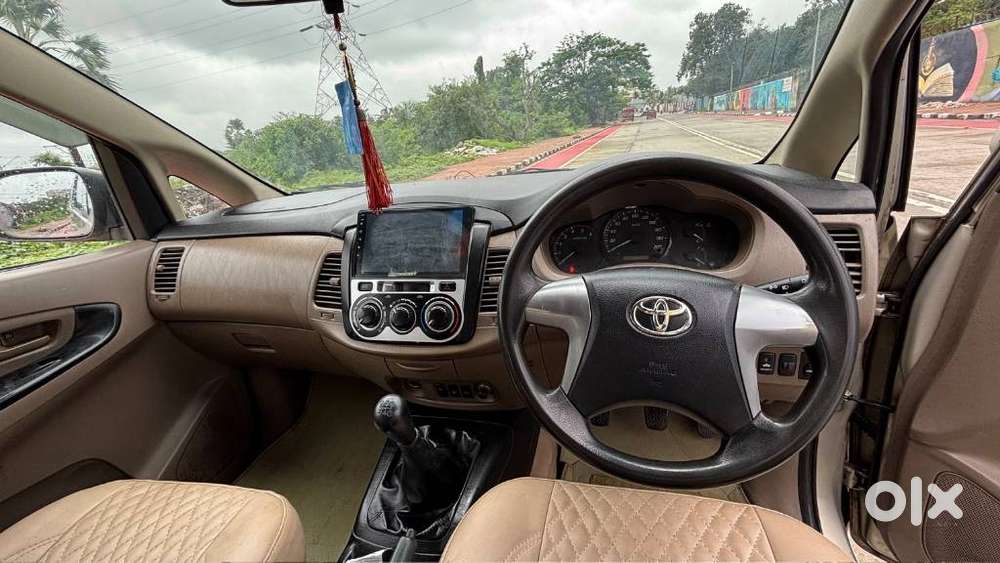 Toyota Innova 2.5 G (diesel) 8 Seater, 2016, Diesel