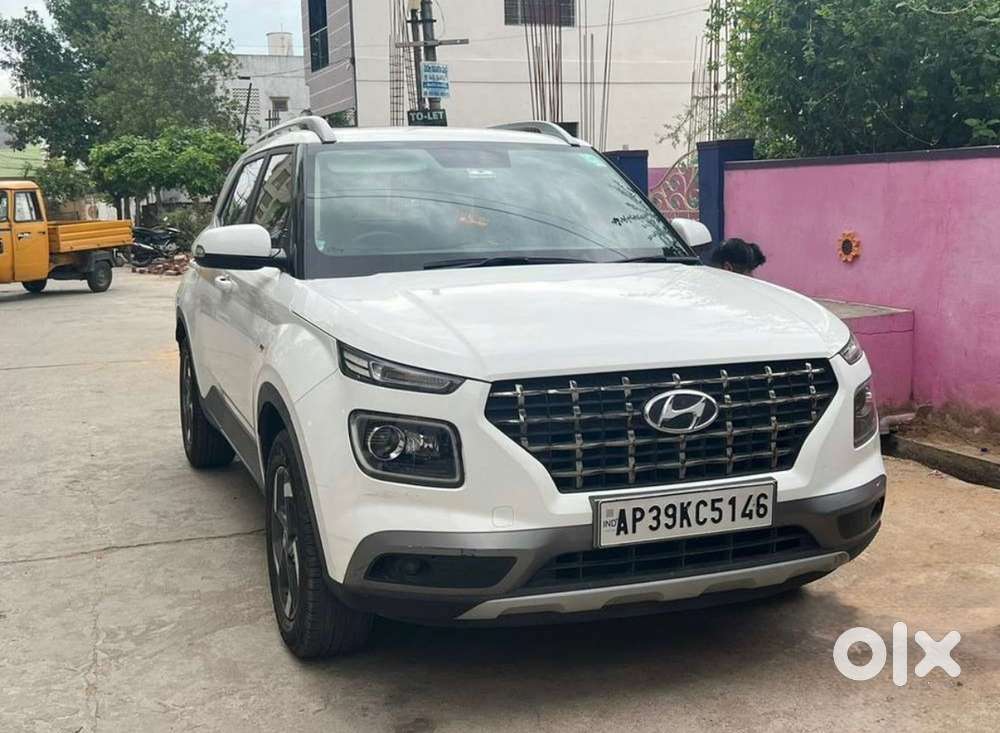 Hyundai Venue 2021 Goverment Officer Vehicle