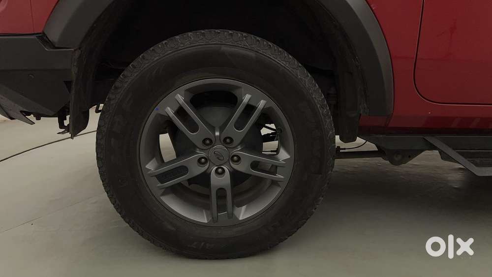 Mahindra Thar Lx Hard Top Petrol At Rwd, 2022, Petrol