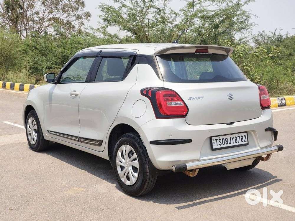 Maruti Suzuki Swift 1.2 Vxi Glory Edition, 2023