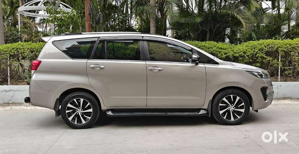 Toyota Innova Crysta 2.4 Z 7 Str, 2022, Diesel