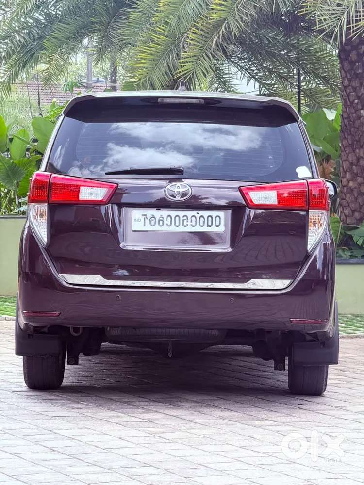 Toyota Innova Crysta 2019