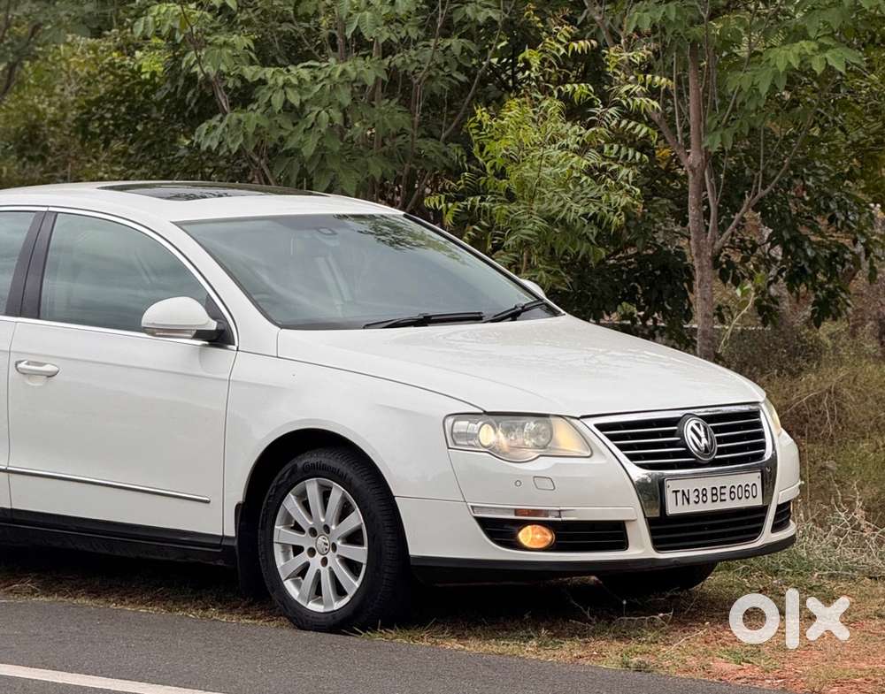Volkswagen Passat 2011 Model
